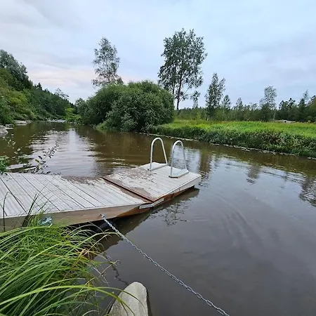 Luksusta Moekkeilyyn Soerkkae 4*